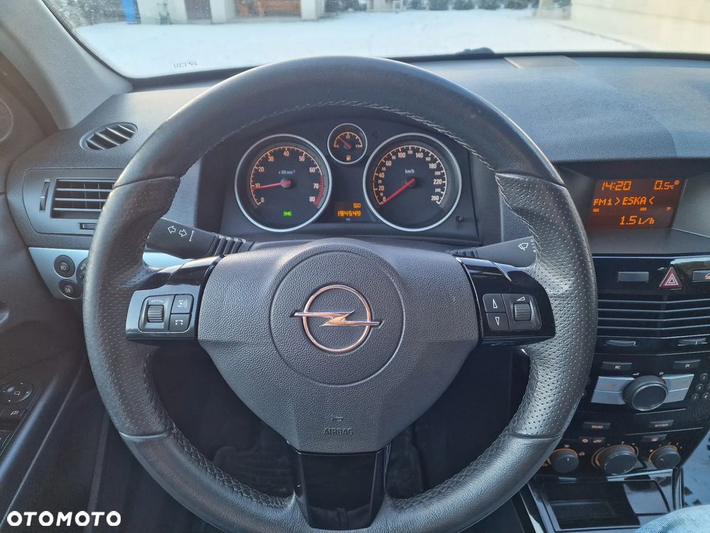 Opel Astra 1.6 Edition 111 Jahre - 27