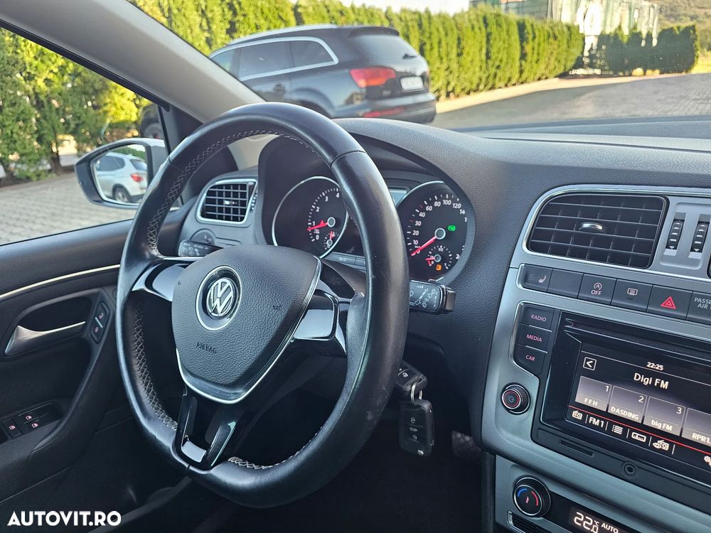 Volkswagen Polo 1.2 TSI Blue Motion Technology DSG Lounge - 15
