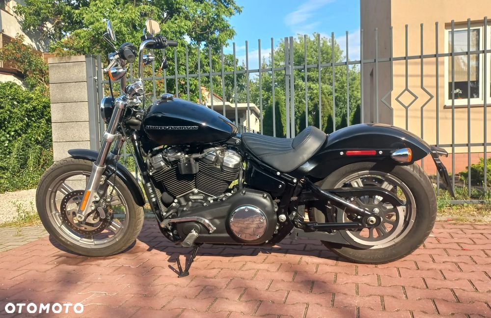 Harley-Davidson Softail Standard - 1
