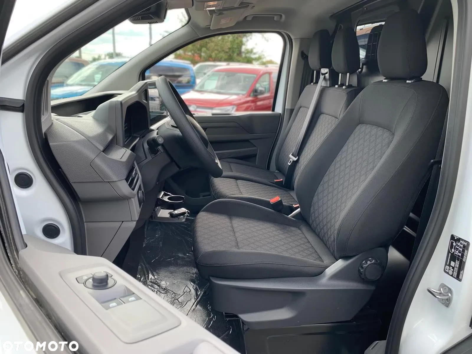 Volkswagen Transporter T7 - 16