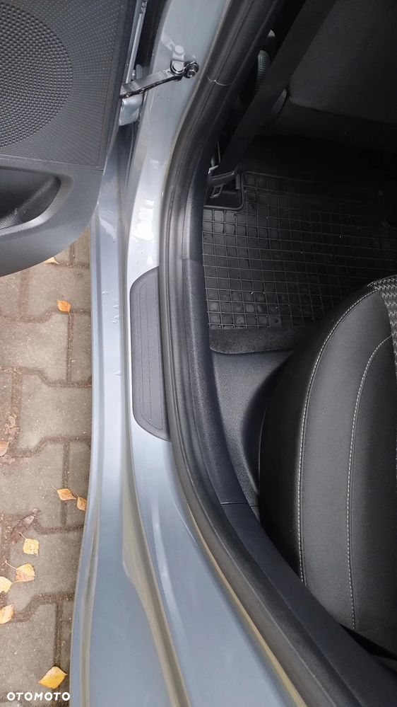 Kia Ceed 1.5 T-GDI M - 12