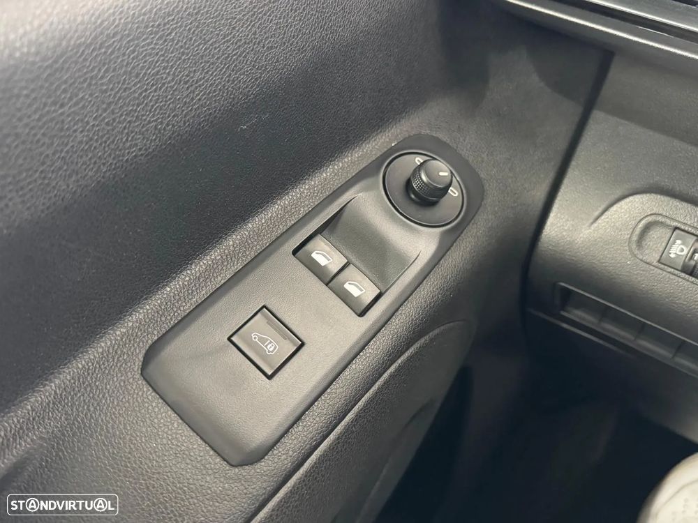 Peugeot Partner 1.6 BlueHDI - 17