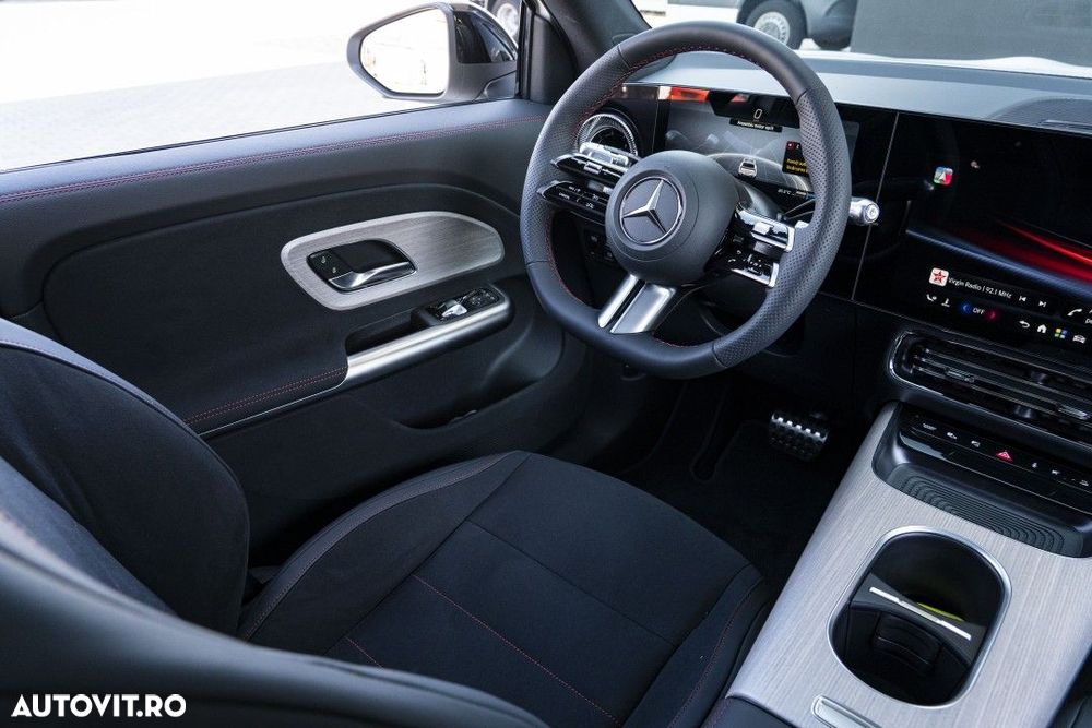 Mercedes-Benz GLB - 9