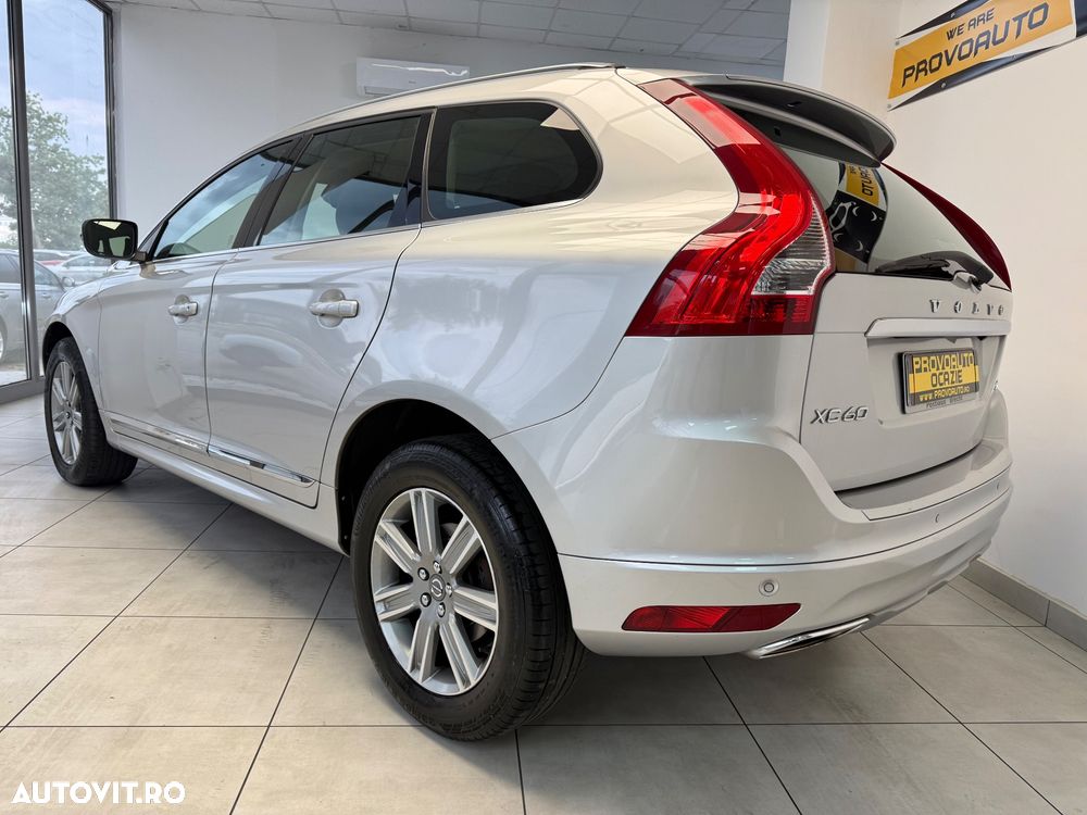 Volvo XC 60 D4 Geartronic Summum - 3
