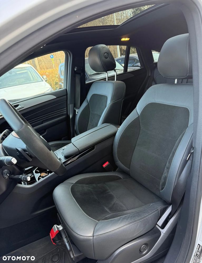 Mercedes-Benz GLE 350 d 4Matic 9G-TRONIC AMG Line - 18