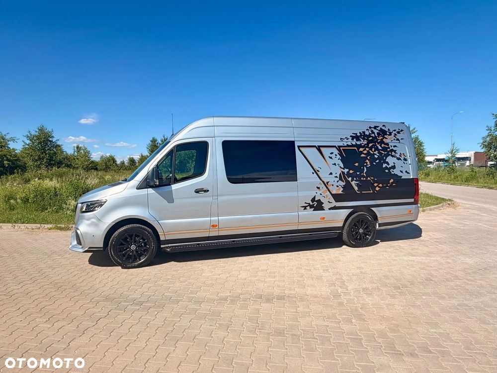 Mercedes-Benz Sprinter - 13