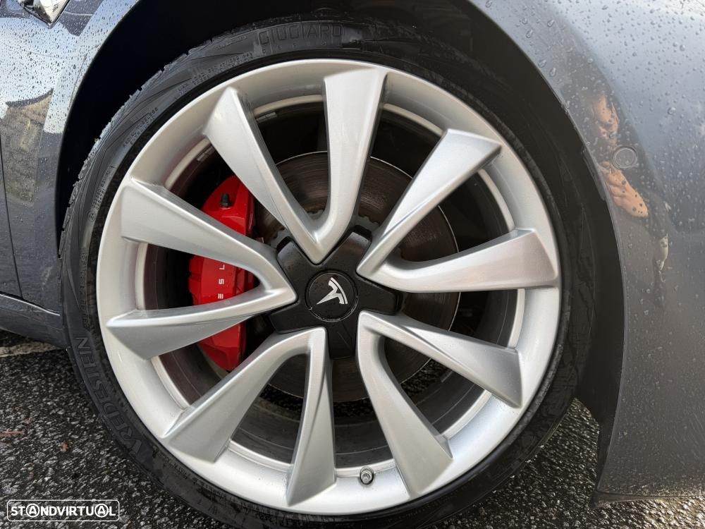 Tesla Model 3 Performance Dual Motor AWD - 4