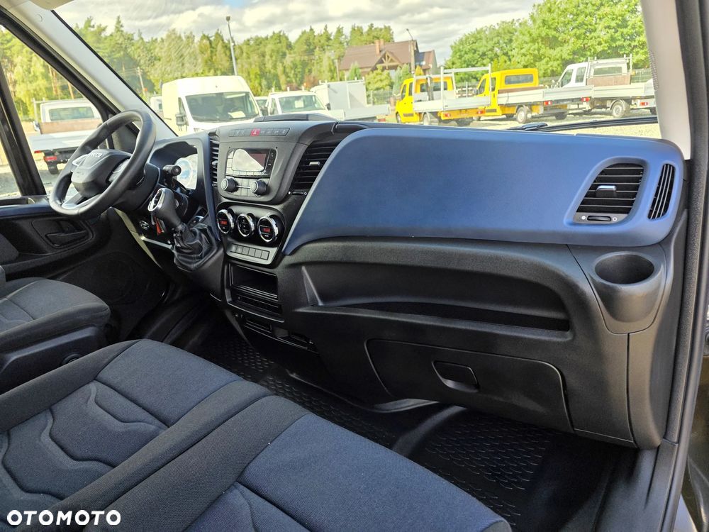 Iveco 35-160 2,3 HPI 160 KONNY MAX MAXI KLIMA 2 X BOCZNE DRZWI WEBASTO LEDY HIMATIC 8 BIEGOWY GWARANCJA 4,8M PAKA - 25