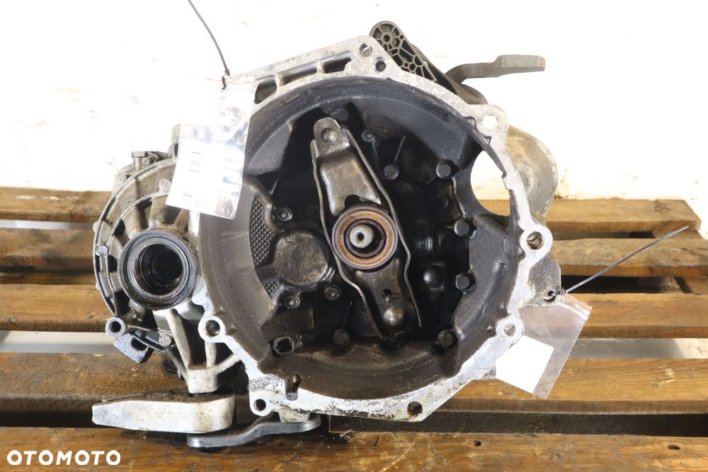 SKRZYNIA BIEGÓW 6 BIEGOWA AUDI A3 8P 1.8TSI KVT - 5