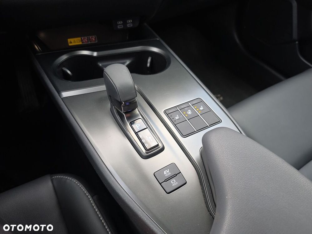 Lexus UX 300h F Sport - 24