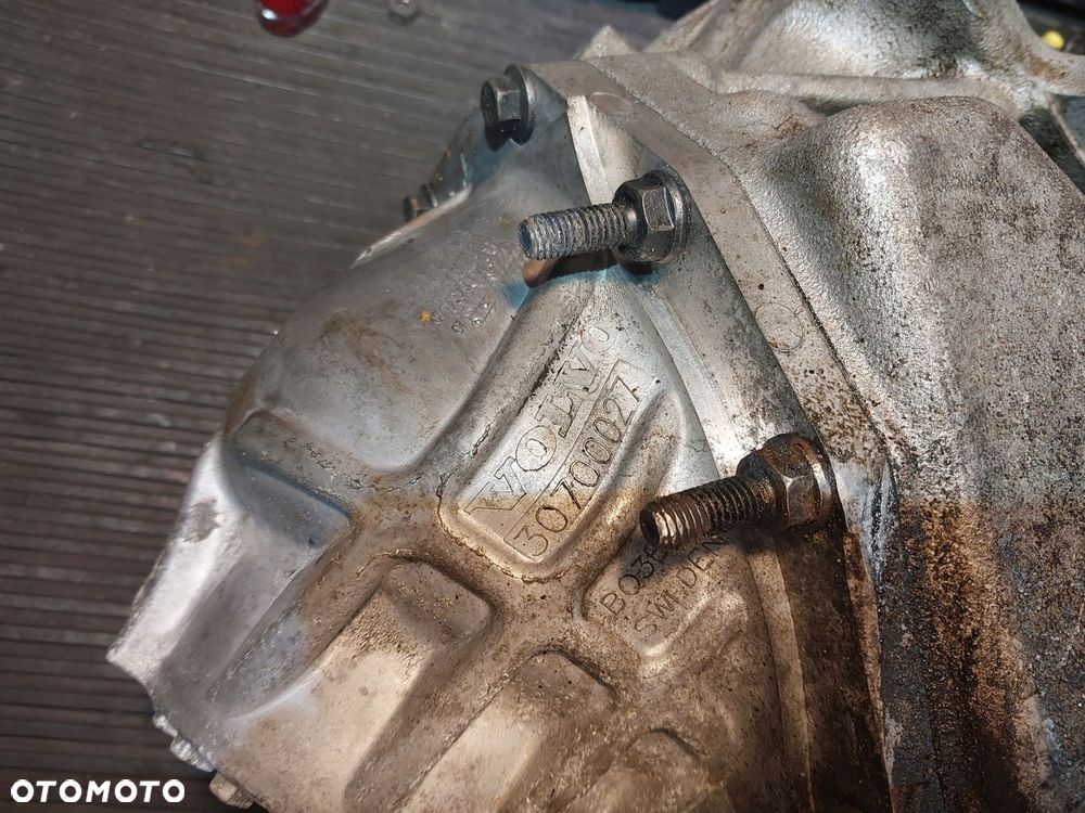 VOLVO V70 S60 S80 XC70 XC90 REDUKTOR PRZEKŁADNIA KĄTOWA 30735299, 30700027 - 5