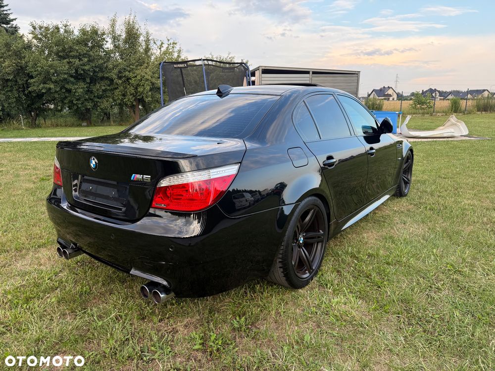 BMW M5 - 1