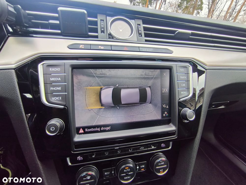 Volkswagen Passat 2.0 TDI BMT SCR Highline DSG7 - 24