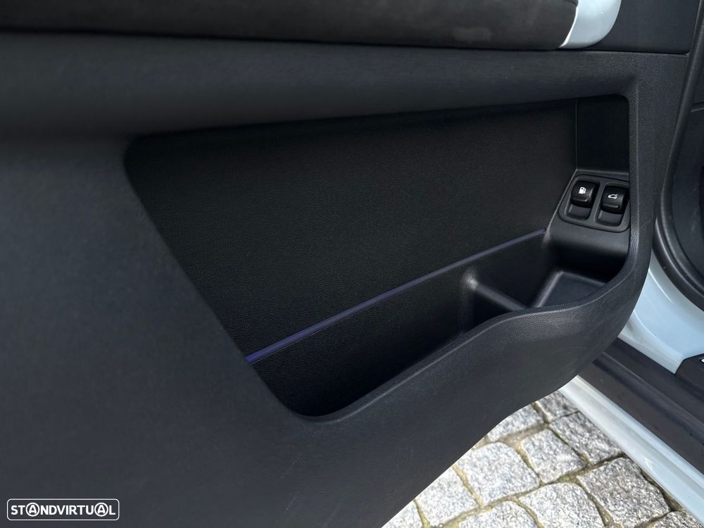 MINI Countryman Cooper SE Premium Untamed Edition Auto - 23