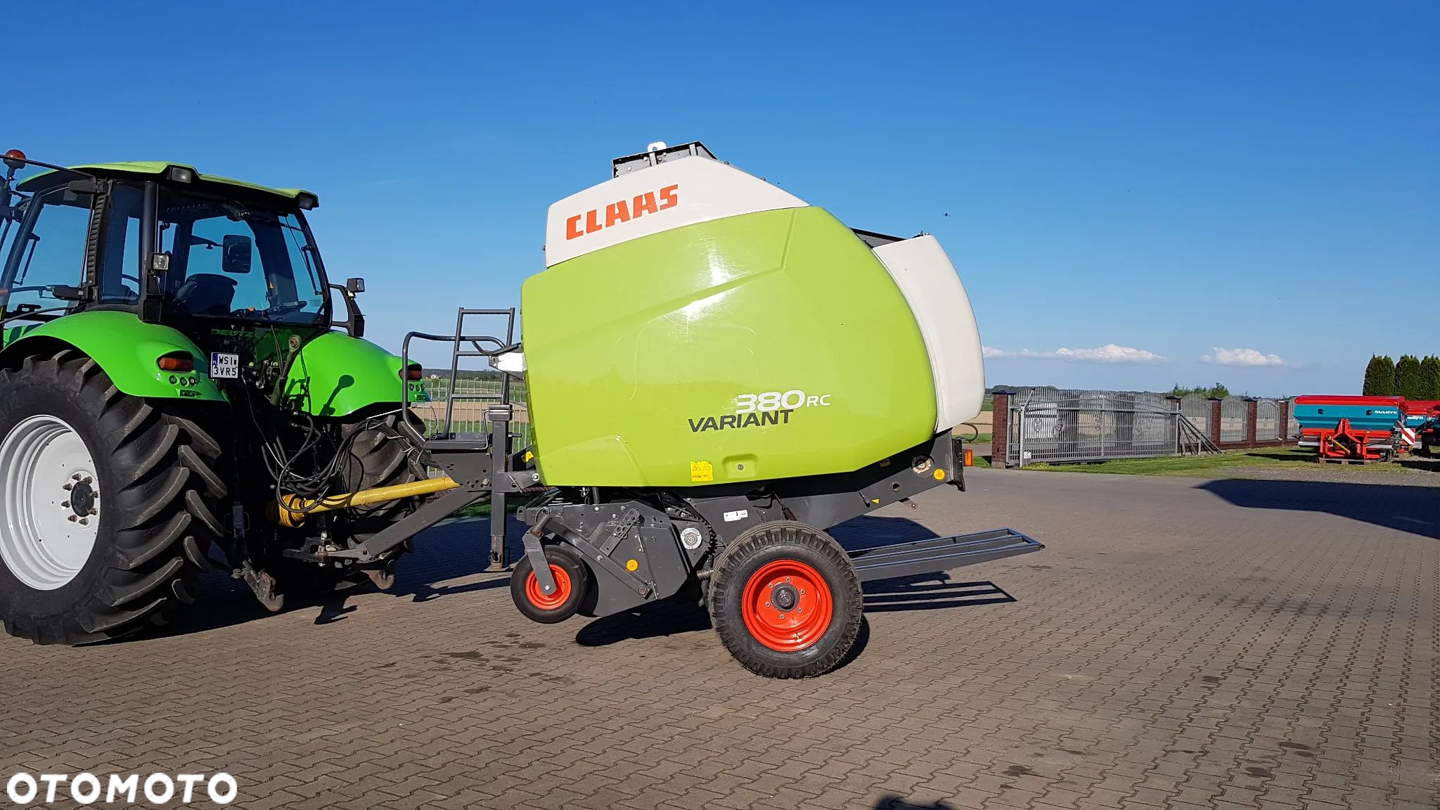 Claas VARIANT 380 RC 2012R - 1