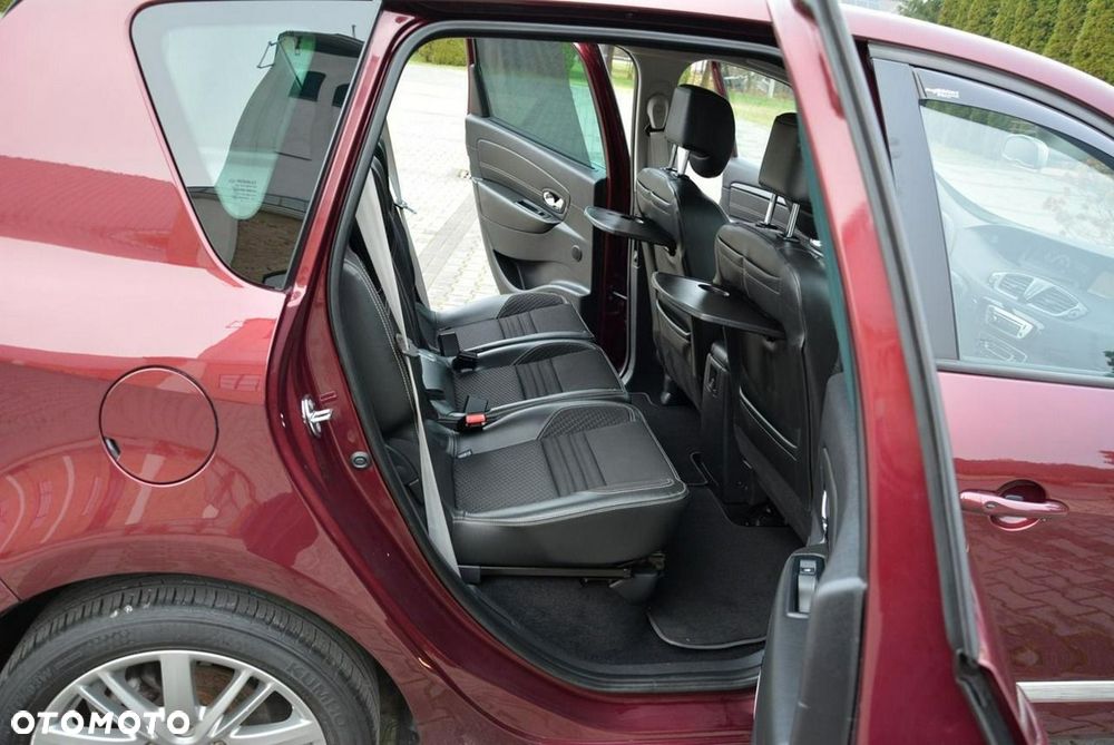 Renault Scenic ENERGY TCe 130 BOSE EDITION - 16