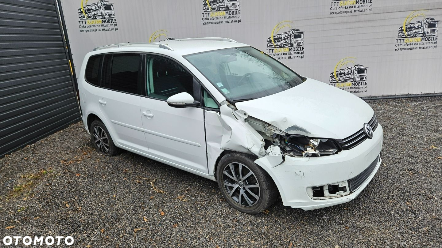 Volkswagen Touran - 11