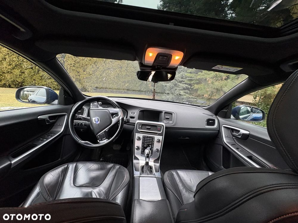 Volvo V60 D2 Geartronic Powershift Momentum - 13