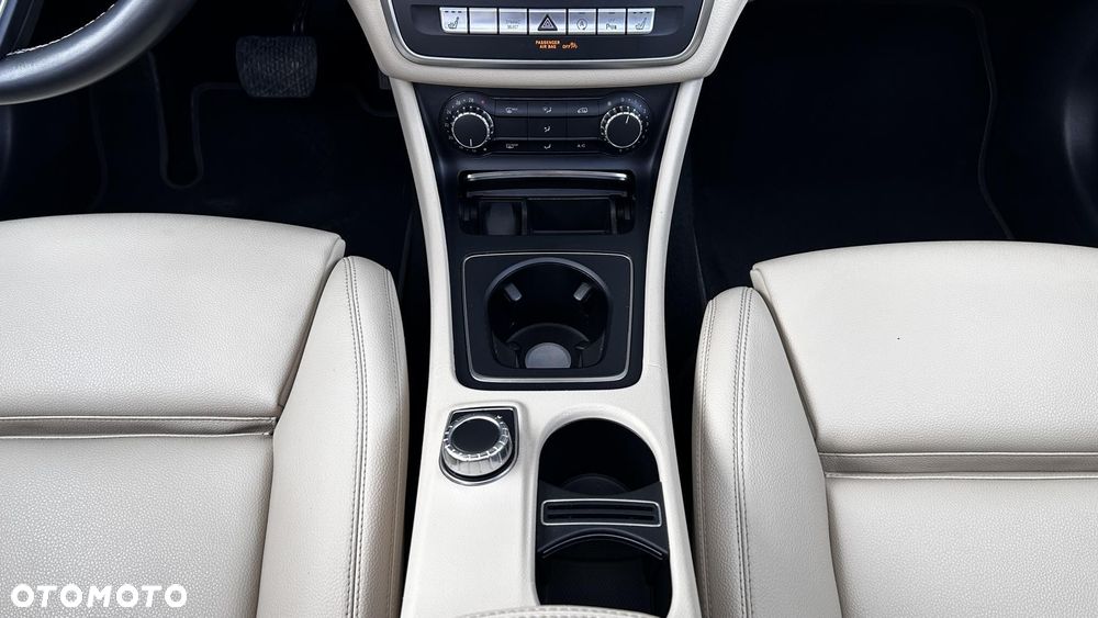 Mercedes-Benz CLA - 19