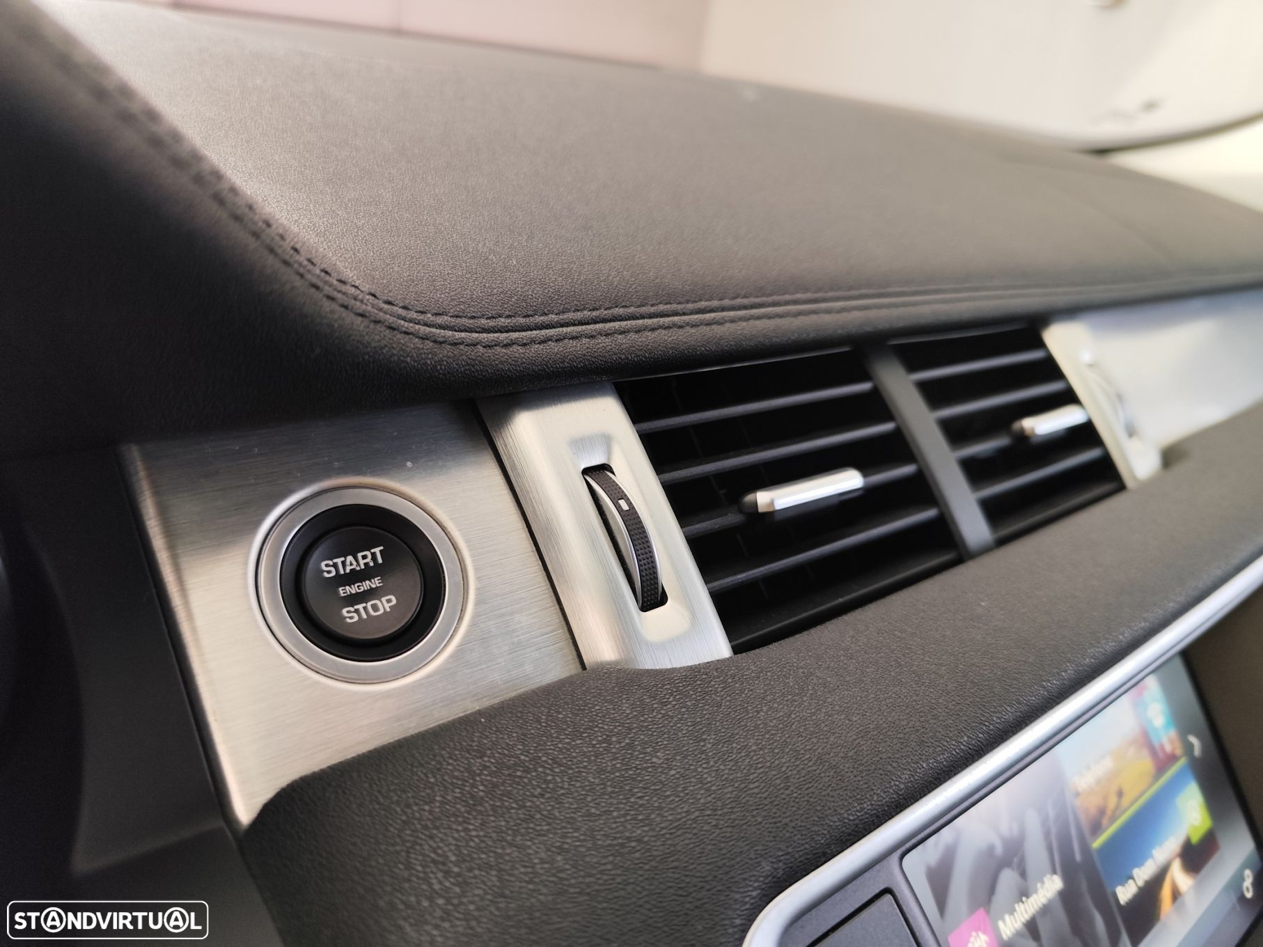 Land Rover Range Rover Evoque 2.0 TD4 SE Dynamic Auto - 18
