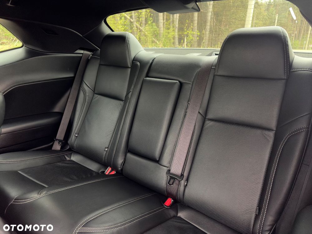 Dodge Challenger 3.6 GT AWD - 11