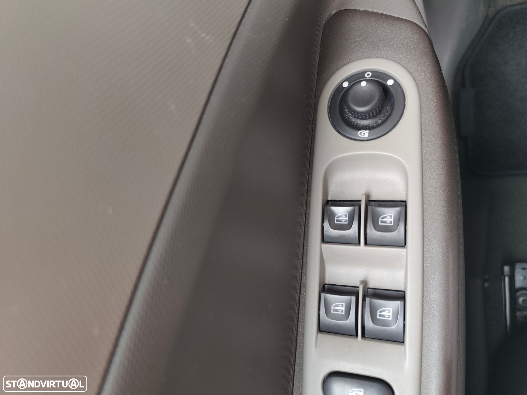 Renault Zoe (c/ Bateria) Bose 40 - 27
