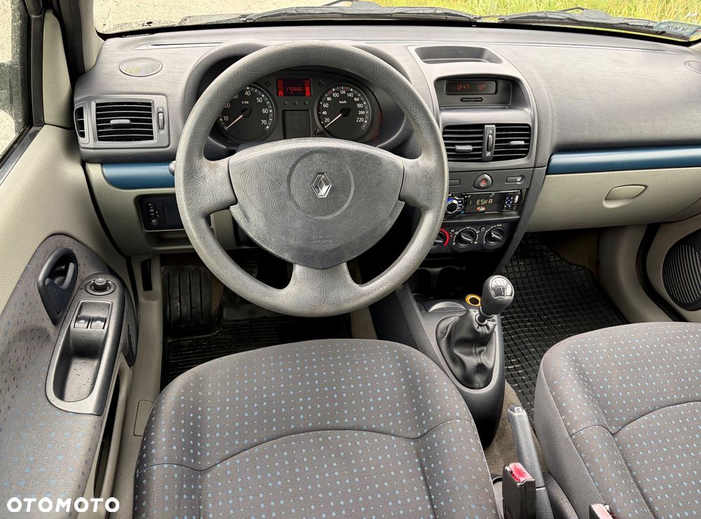 Renault Clio 1.2 16V Expression - 9