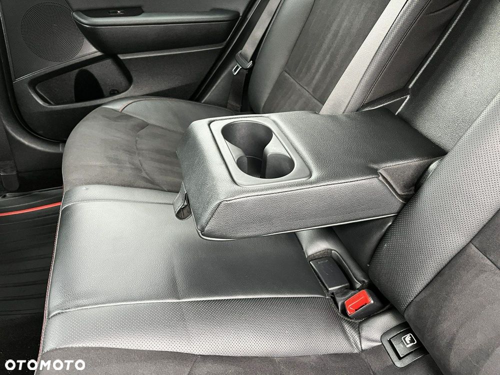 Kia ProCeed 1.6 T-GDI DCT7 OPF GT - 40