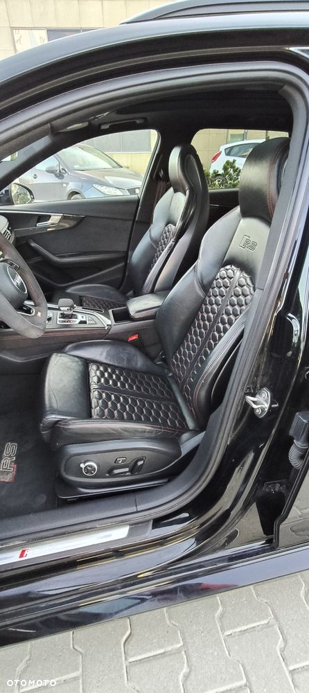 Audi RS4 Avant Avant quattro tiptronic - 11