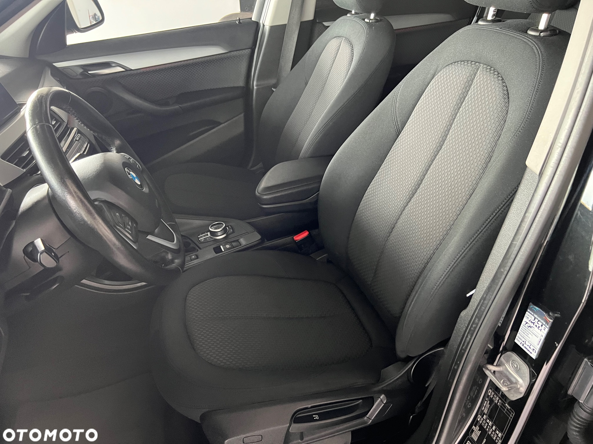 BMW X1 - 10