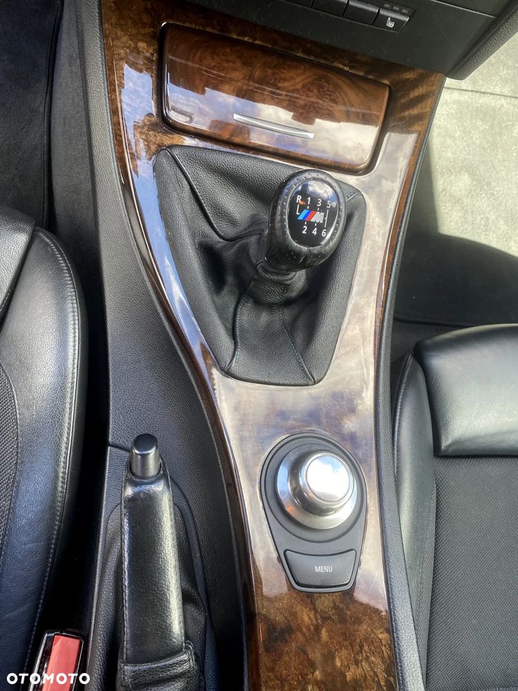 BMW Seria 3 325d DPF - 11
