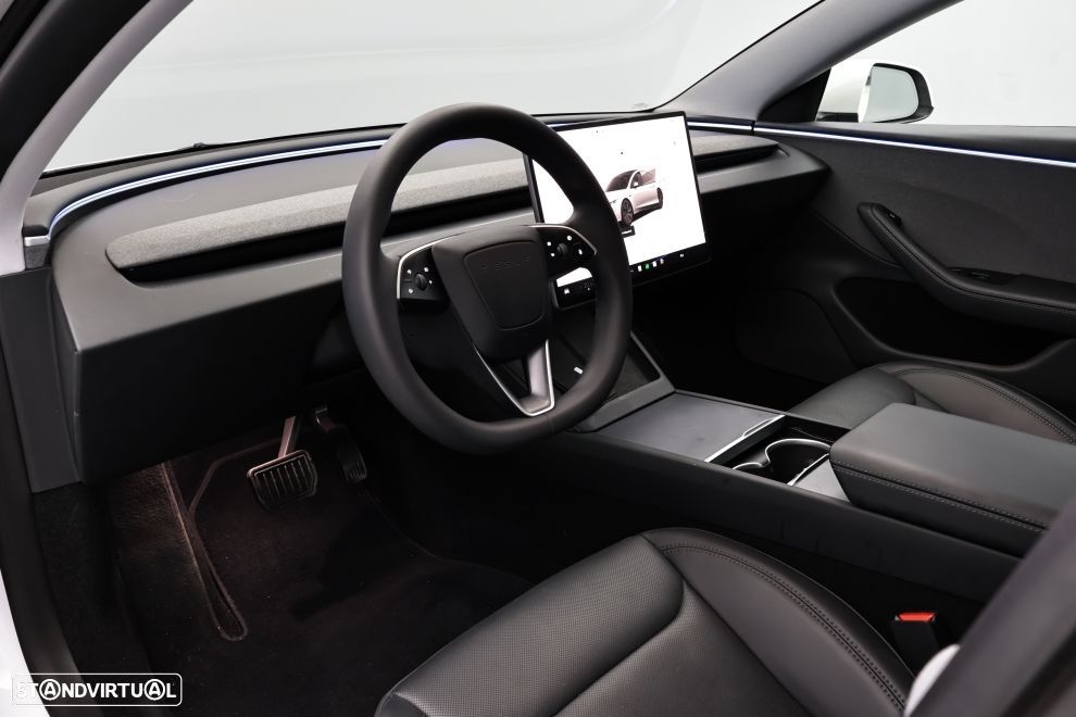 Tesla Model 3 Tração Traseira Standard - 25