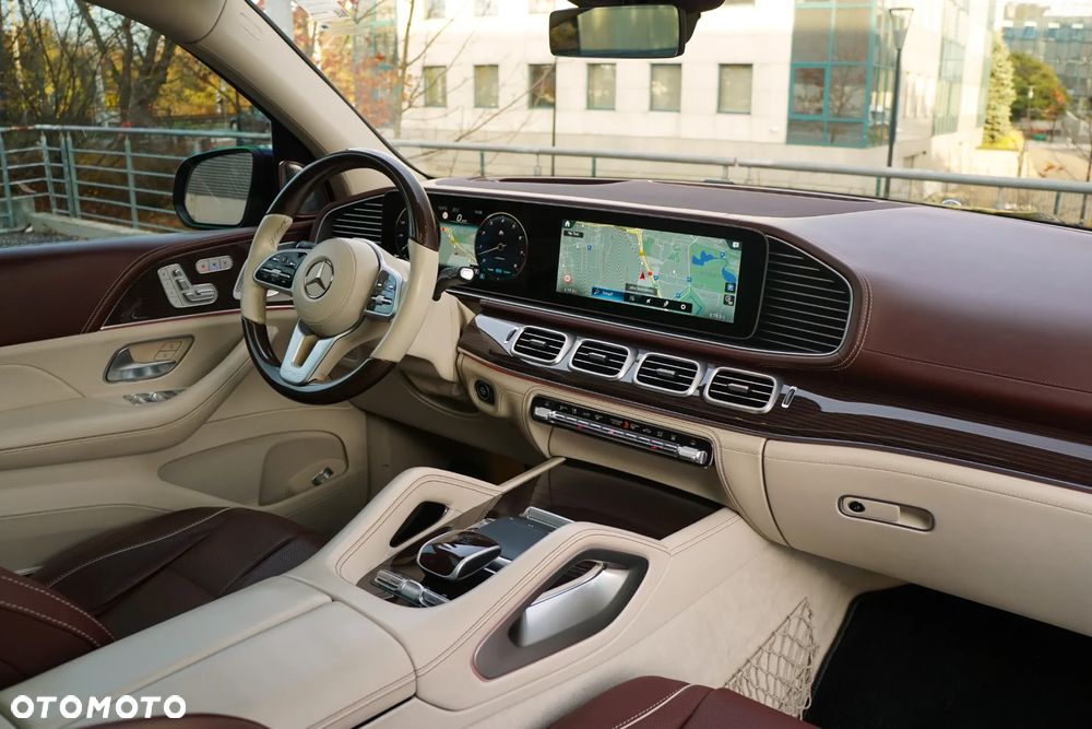Mercedes-Benz Maybach GLS - 15
