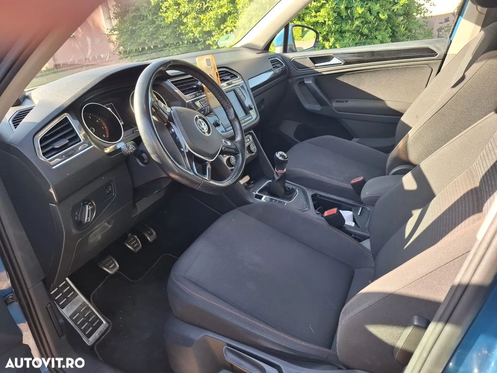 Volkswagen Tiguan - 2