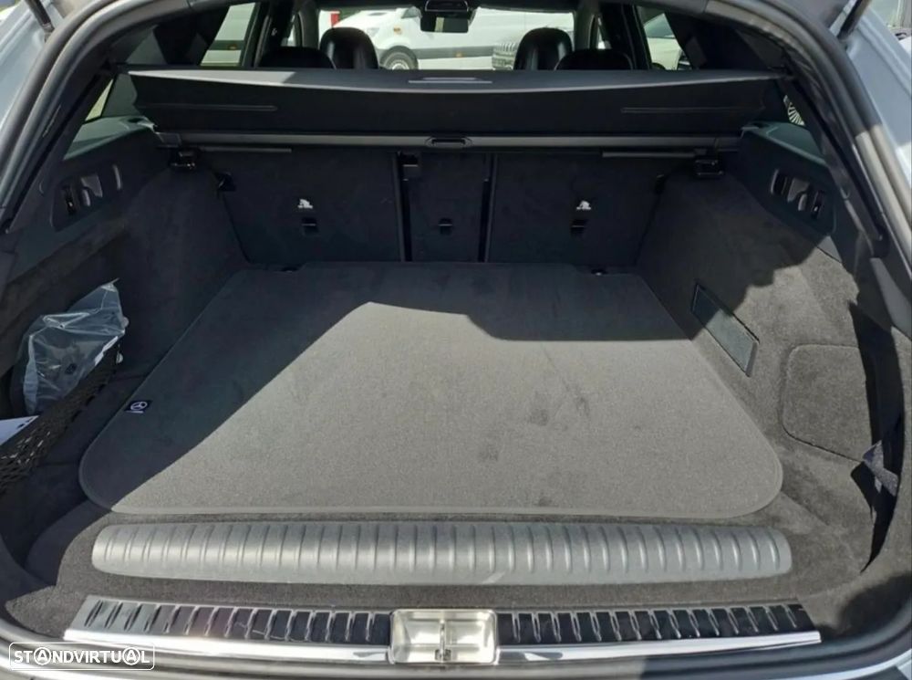 Mercedes-Benz E 300 de 4Matic All-Terrain - 8