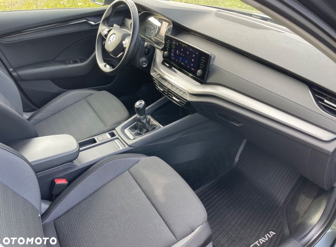 Skoda Octavia 2.0 TDI Ambition - 12