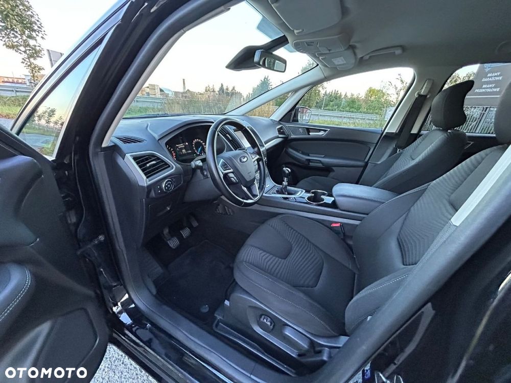 Ford S-Max - 28