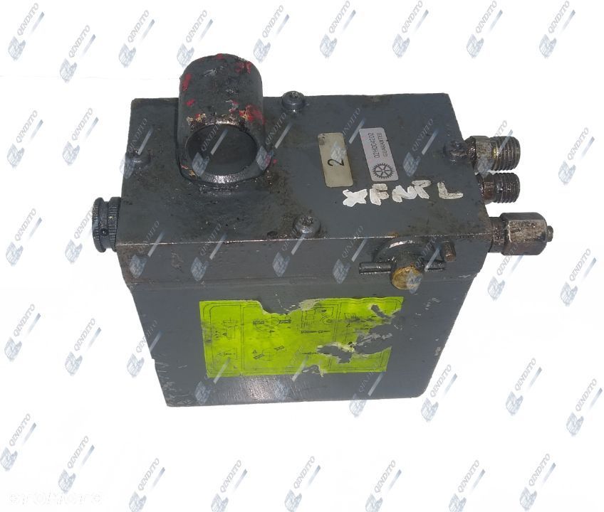 POMPKA PODNOSZENIA KABINY DAF XF 105 1450902 - 1