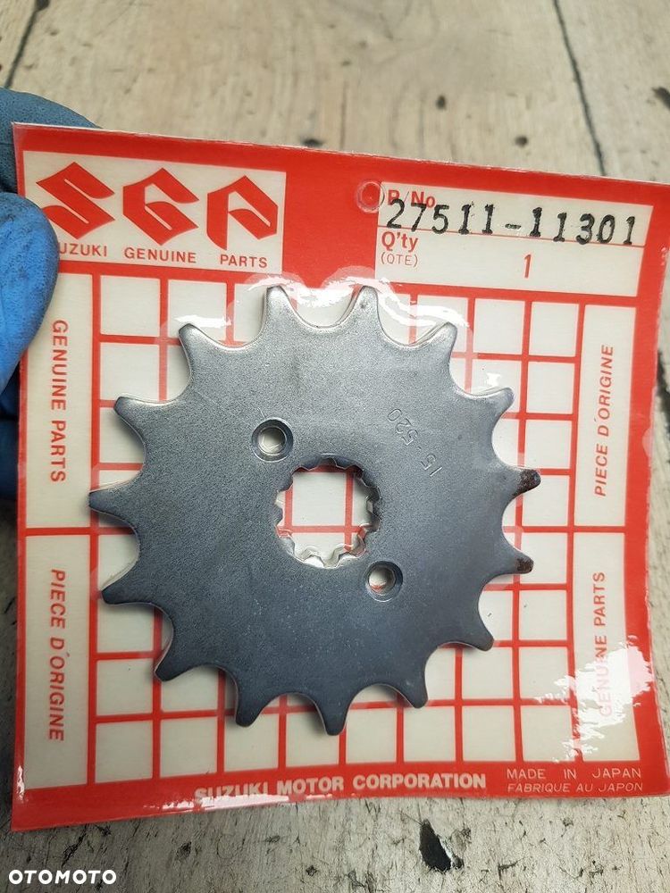 Zębatka przód Suzuki GS250T GS300L  27511-11301 - 5