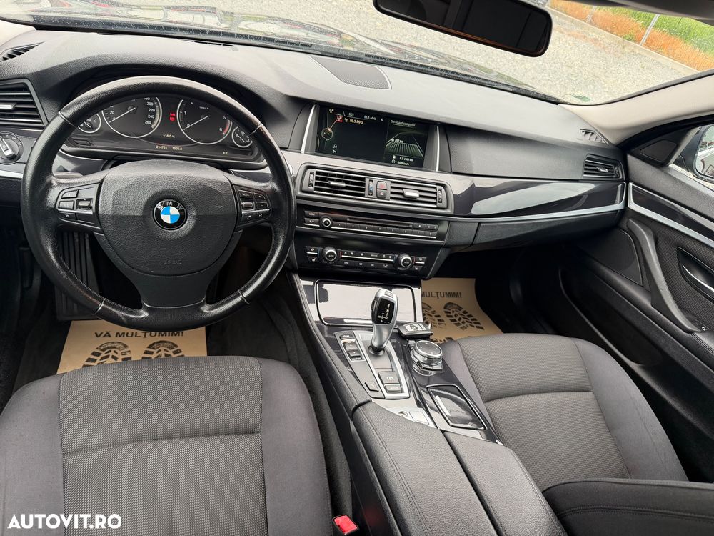 BMW Seria 5 520d Aut. Luxury Line - 13