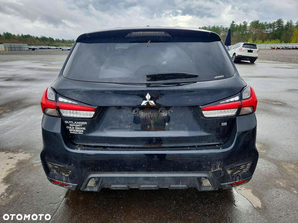 Mitsubishi ASX - 10