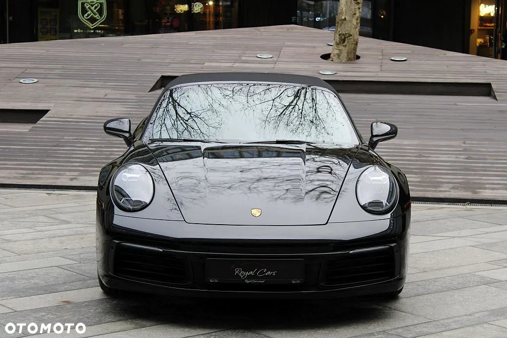 Porsche 911 Carrera Cabriolet PDK - 7