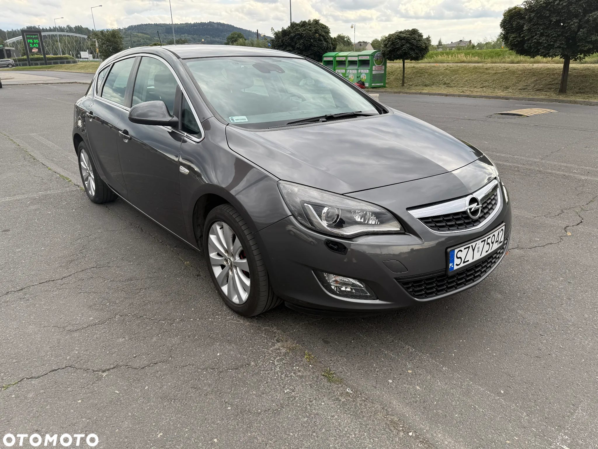 Opel Astra IV 1.4 T Cosmo - 2