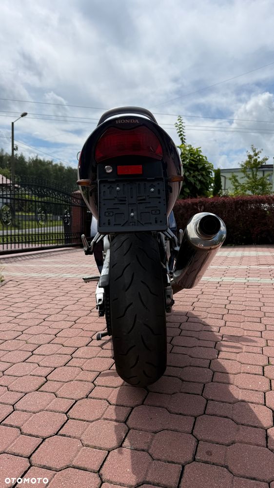 Honda CBR - 8