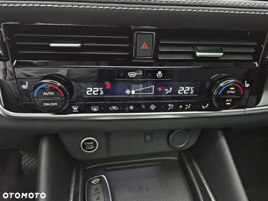 Nissan Qashqai 1.3 DIG-T MHEV N-Connecta Xtronic - 9