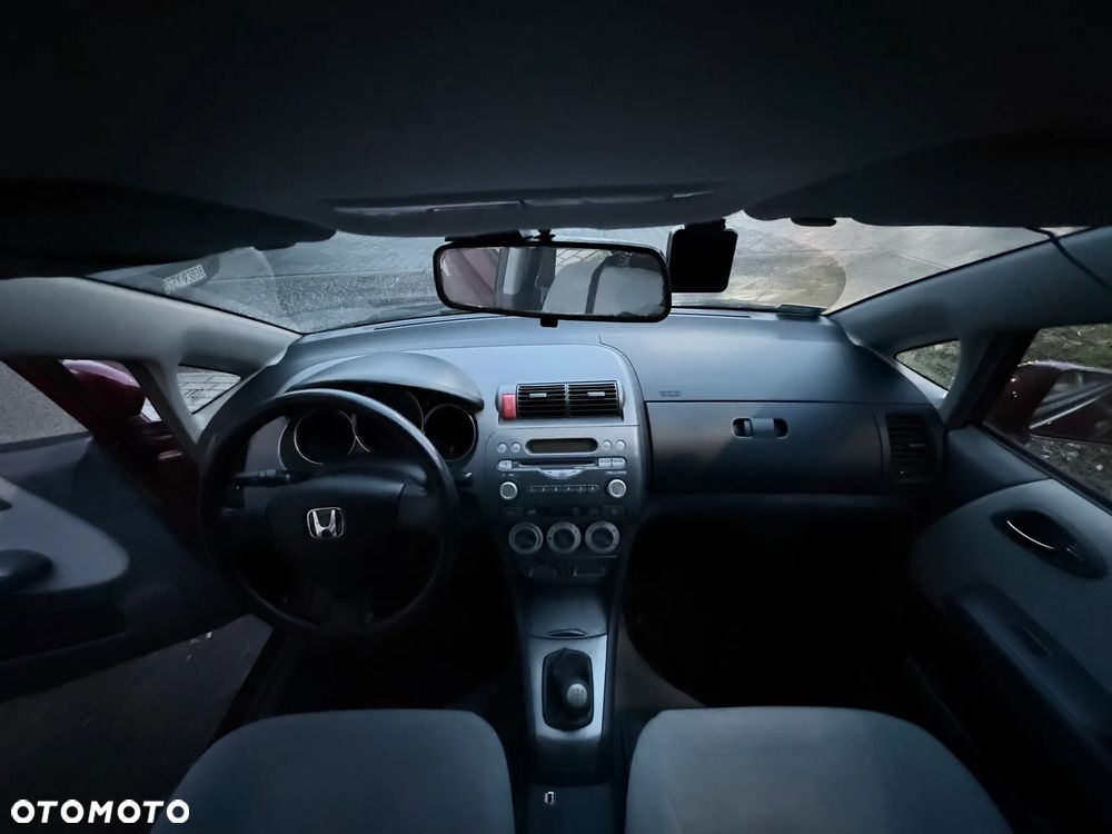 Honda City 1.4 Comfort - 12