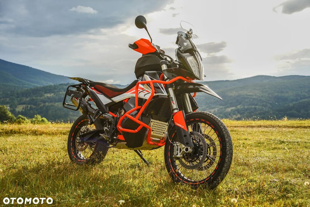 KTM Adventure - 1