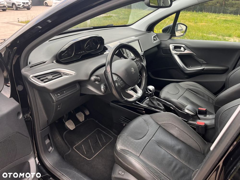 Peugeot 2008 PureTech 130 Stop&Start Allure - 12