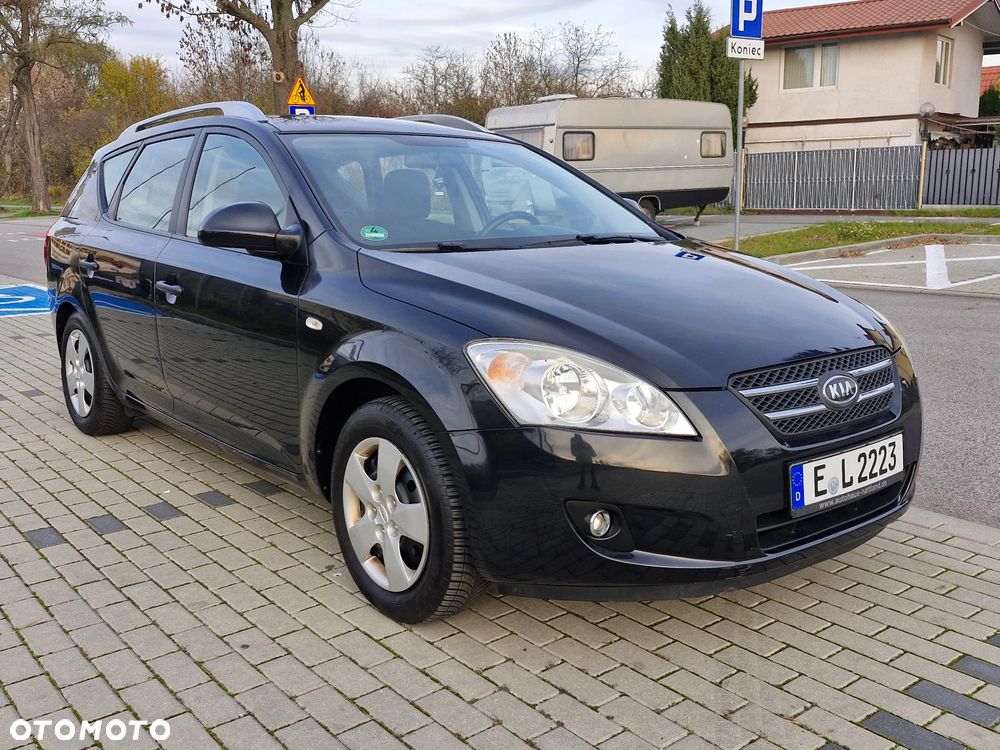 Kia Venga 1.4 CVVT Vision - 12