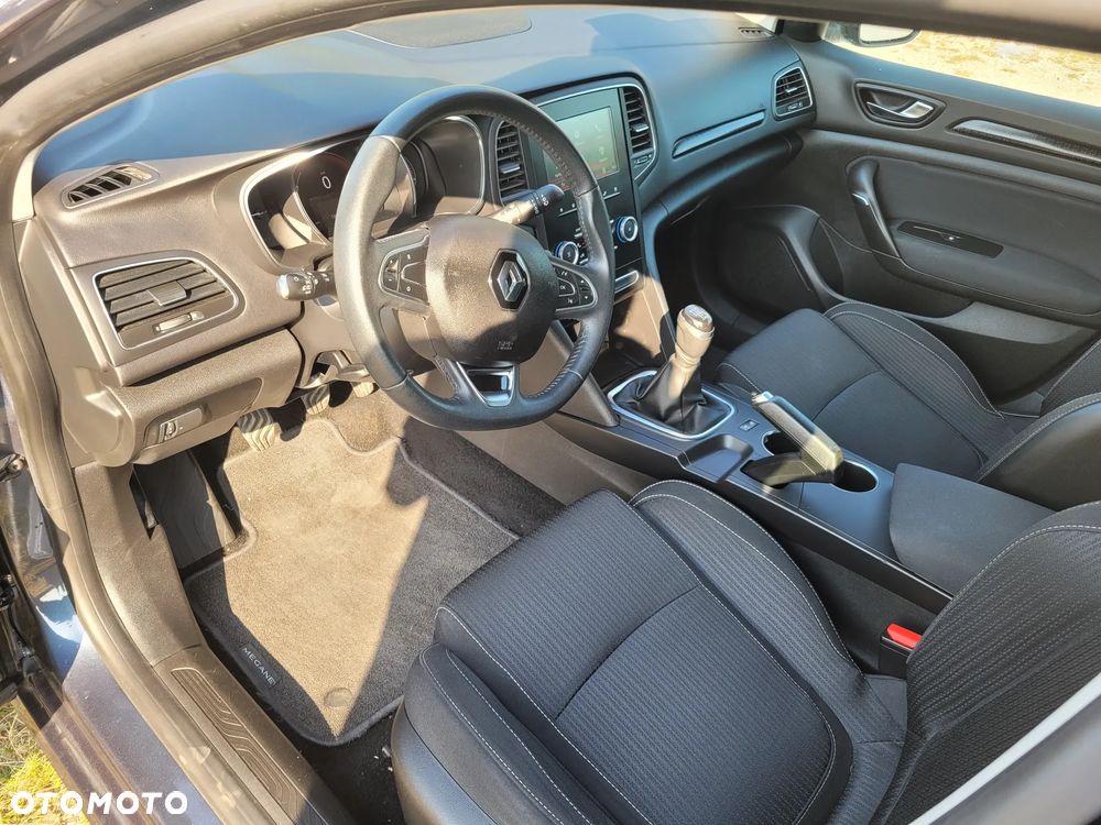 Renault Megane ENERGY TCe 130 BUSINESS - 8